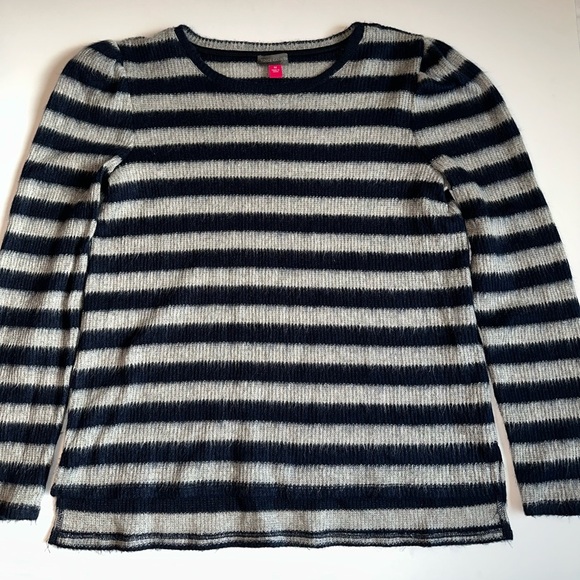 Vince Camuto Women Sweater Size M Navy Blue Gray Horizontal Striped Long Sleeve - Picture 1 of 7